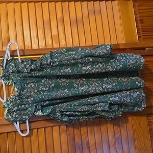 Max Studio Green Floral Blouse